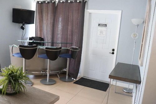 Ocean Mile Hotel - image 10