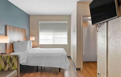 Extended Stay America Premier Suites - Fort Lauderdale - Cypress Creek - Park North - image 6
