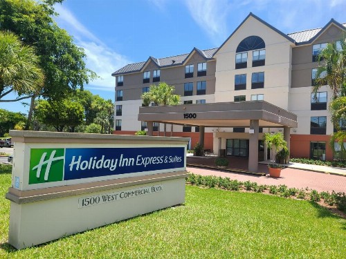 Holiday Inn Express Fort Lauderdale North - Executive Airport an IHG Hotel