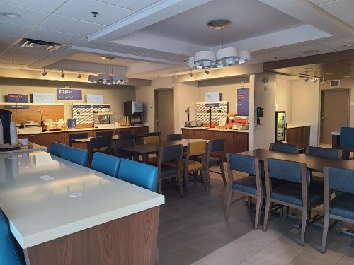 Holiday Inn Express Fort Lauderdale North - Executive Airport an IHG Hotel - image 14