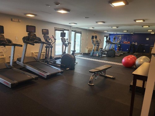Holiday Inn Express Fort Lauderdale North - Executive Airport an IHG Hotel - image 8