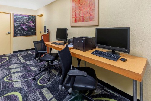 La Quinta Inn by Wyndham Ft. Lauderdale Northeast - image 15