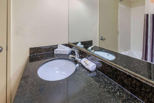 La Quinta Inn by Wyndham Ft. Lauderdale Northeast - image 22