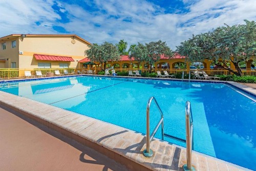 La Quinta Inn by Wyndham Ft. Lauderdale Northeast - image 28