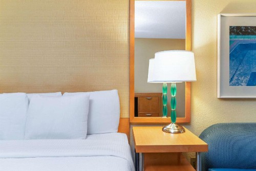 La Quinta Inn by Wyndham Ft. Lauderdale Northeast - image 31