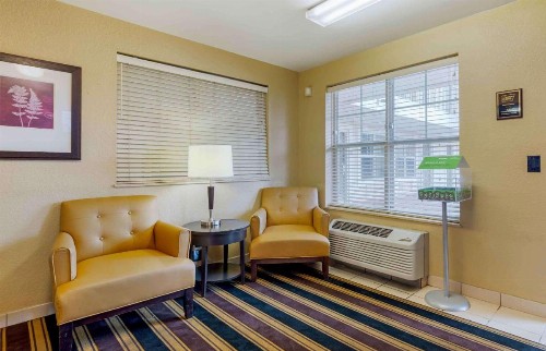 Extended Stay America Suites - Fort Lauderdale - Cypress Creek - Andrews Ave - image 30