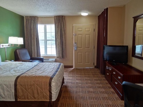 Extended Stay America Suites - Fort Lauderdale - Cypress Creek - Andrews Ave - image 42