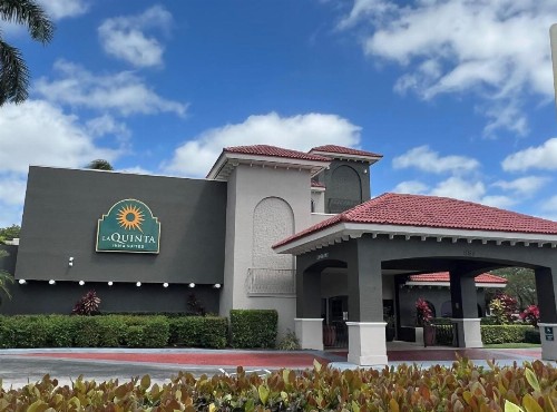 La Quinta Coconut Creek