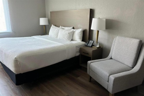 La Quinta by Wyndham Ft Lauderdale Cypress Creek - image 8