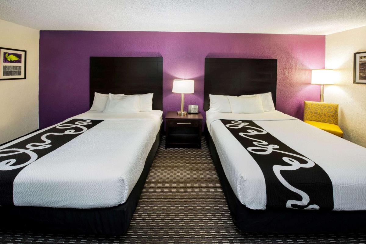 La Quinta by Wyndham Fort Lauderdale Tamarac - image 4
