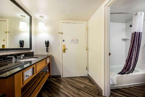 La Quinta by Wyndham Fort Lauderdale Tamarac - image 42