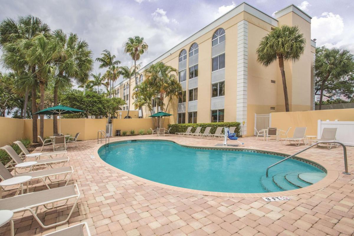 La Quinta by Wyndham Fort Lauderdale Tamarac - image 5