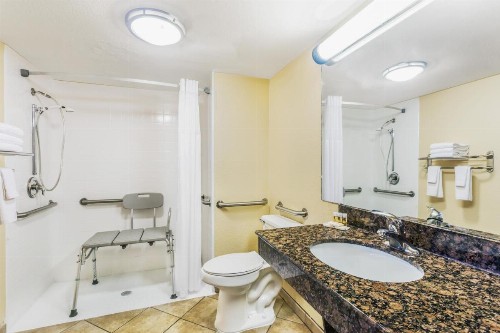Days Inn by Wyndham Fort Lauderdale-Oakland Park Airport N - image 23