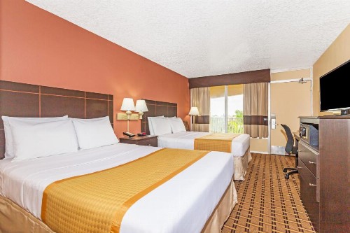 Days Inn by Wyndham Fort Lauderdale-Oakland Park Airport N - image 24