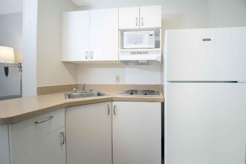 Extended Stay America Suites - Fort Lauderdale - Cypress Creek - NW 6th Way - image 8