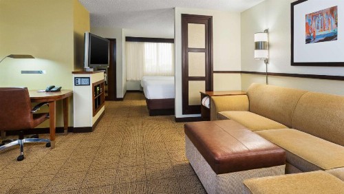 Hyatt Place Fort Lauderdale Cruise Port - image 27