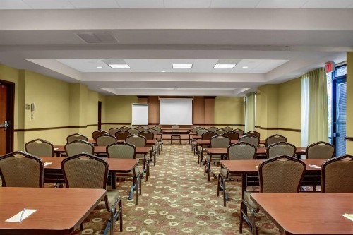 Hyatt Place Fort Lauderdale Cruise Port - image 4