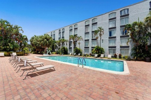 Plaza Hotel Fort Lauderdale - image 16