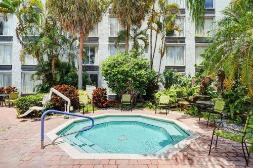 Plaza Hotel Fort Lauderdale - image 23