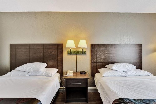 Plaza Hotel Fort Lauderdale - image 27