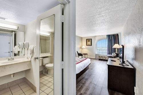 Plaza Hotel Fort Lauderdale - image 31
