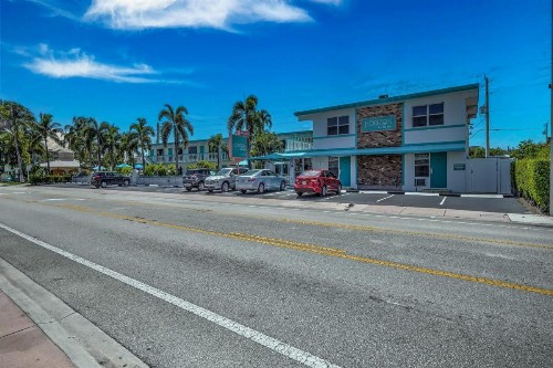 Horizon by the Sea Inn - image 31