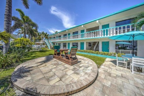 Horizon by the Sea Inn - image 37