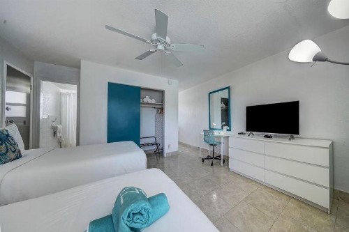 Horizon by the Sea Inn - image 49