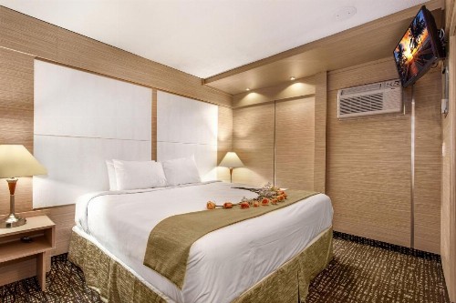 Ocean Beach Palace - image 19