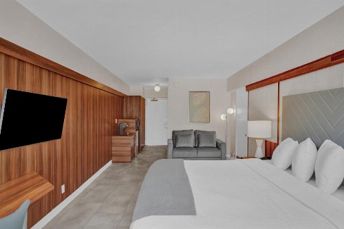 Royal Beach Palace - image 21