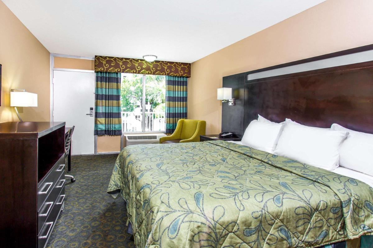Days Inn by Wyndham Fort Lauderdale Airport Cruise Port - image 5