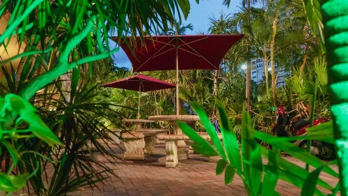 Ft. Lauderdale Beach Resort Hotel - image 9