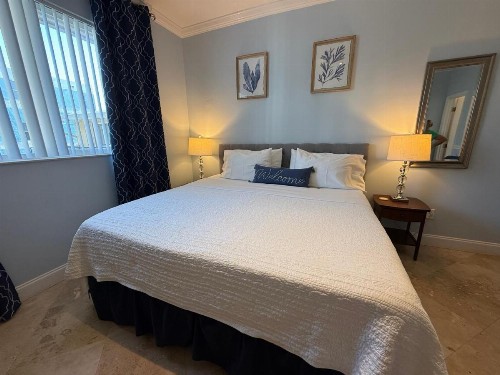 Beach Aqualina Apartments - image 19
