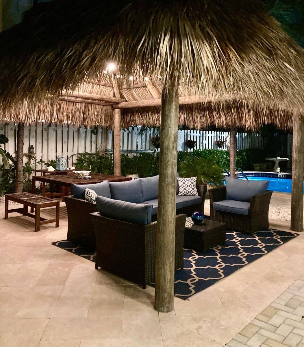 Beach Aqualina Apartments - image 4