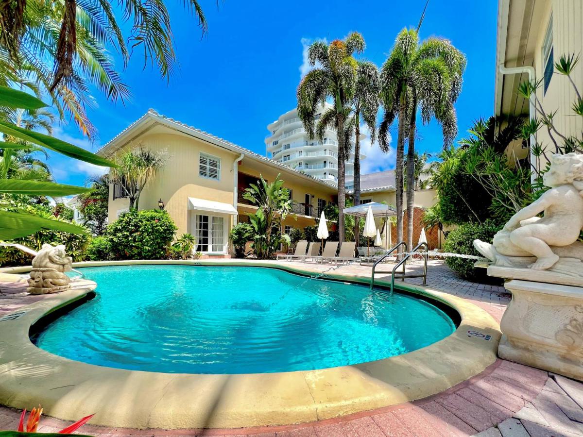 La Casa Hotel - main image