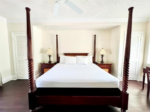 La Casa Hotel - image 22