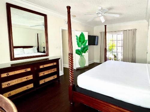 La Casa Hotel - image 23