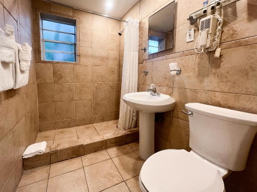 La Casa Hotel - image 36