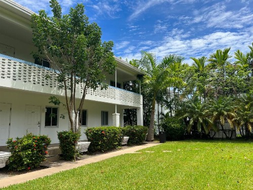 Beach Gardens - image 7