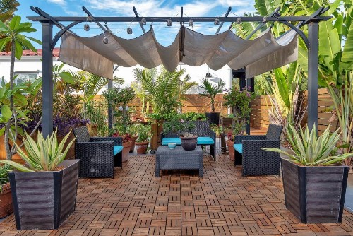 Oasis Hotel - image 19