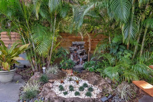 Oasis Hotel - image 3