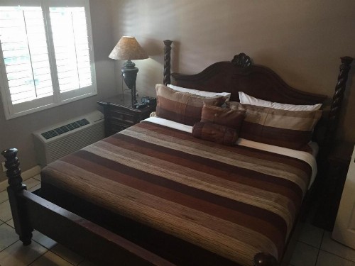 Coral Reef Guesthouse - image 6