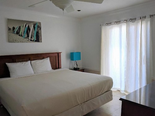 Manhattan Tower Apartment Hotel - image 44