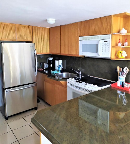 Manhattan Tower Apartment Hotel - image 50