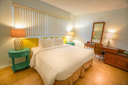 Sea Cliff Hotel - image 9