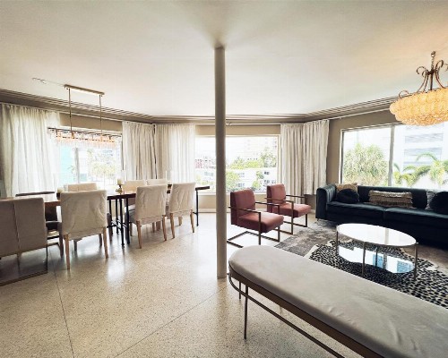 North Beach Hotel - image 5