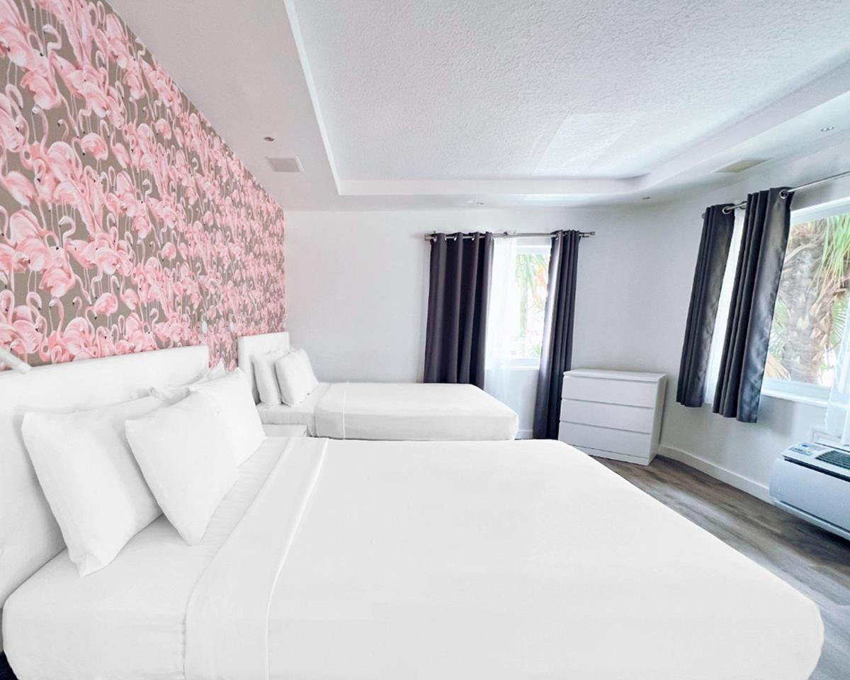 North Beach Hotel - image 7
