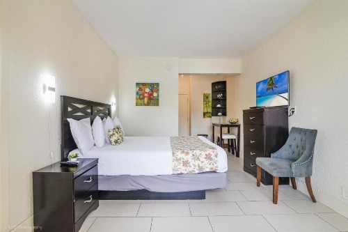 Soleado Hotel - image 20