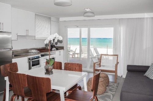 Tides Inn Hotel - image 14