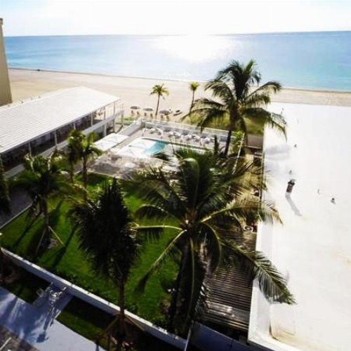 Tides Inn Hotel - image 29